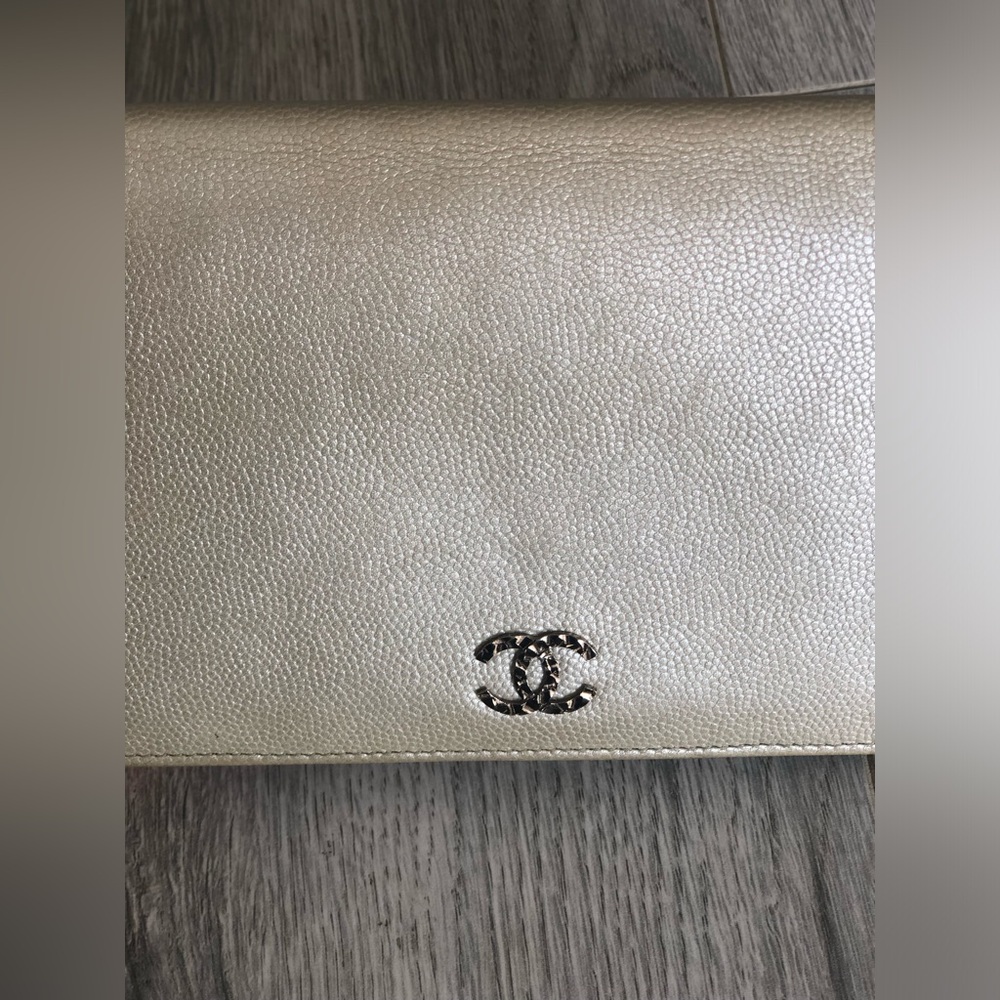 Authentic Chanel Wallet - Picture 2 of 16
